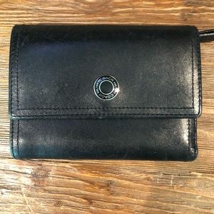 Vintage COACH Black Leather Trifold Wallet